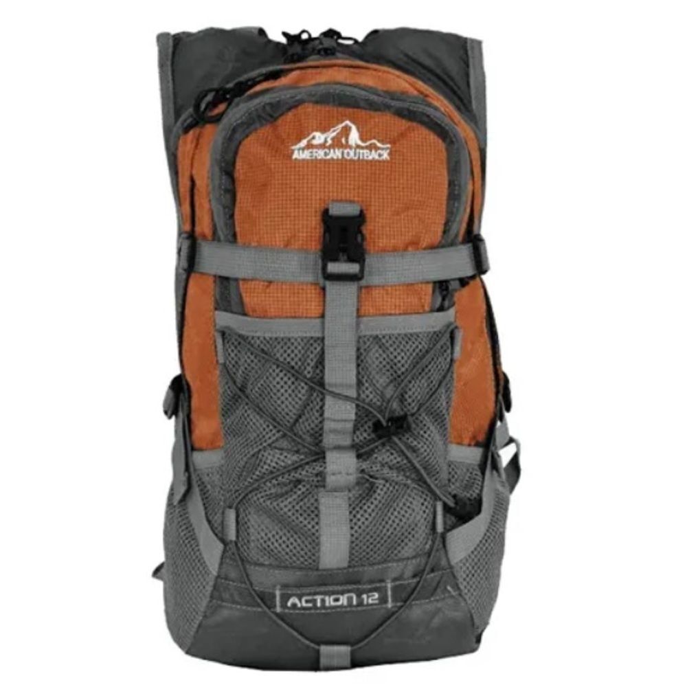 New without tags WORLD FAMOUS SPORTS® AMERICAN OUTBACK ACTION 12 HYDRATION PACK